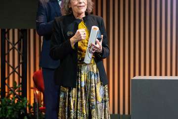 El Cabildo entrega sus honores y distinciones a 19 personas y entidades por su labor en favor de la sociedad grancanaria/TA.